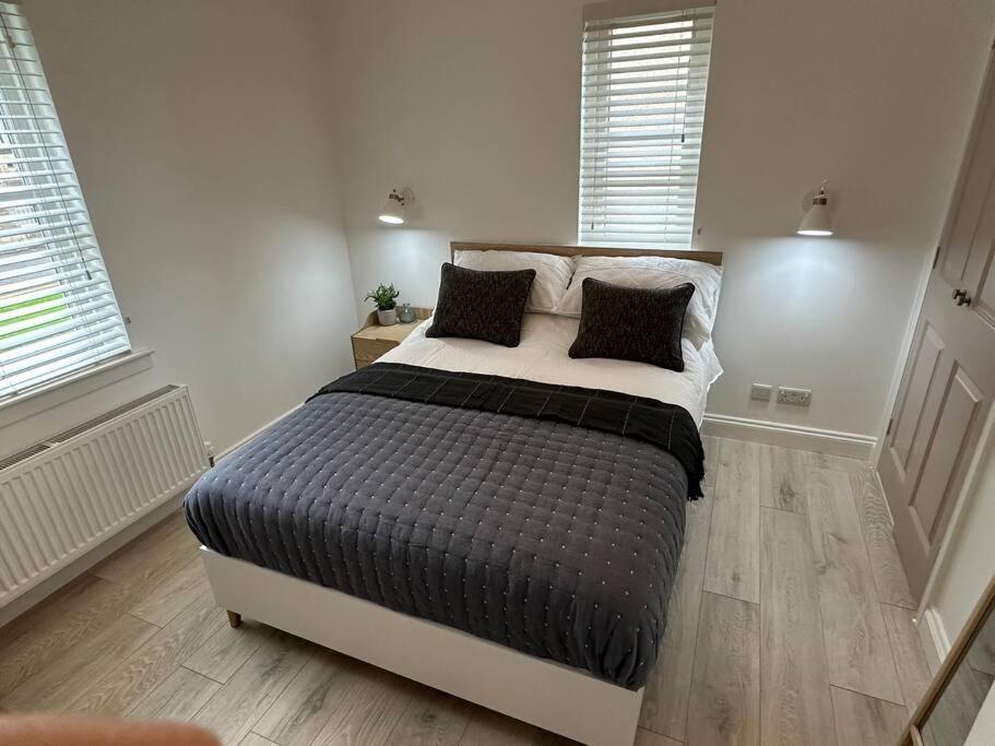 Premium Executive Apartment In دنفرملاين المظهر الخارجي الصورة