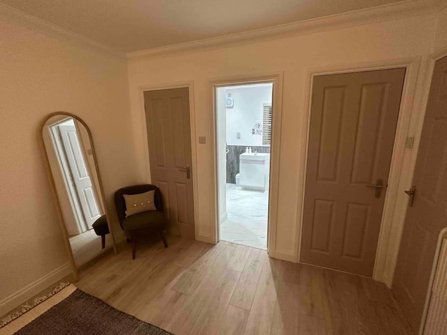 Premium Executive Apartment In دنفرملاين المظهر الخارجي الصورة